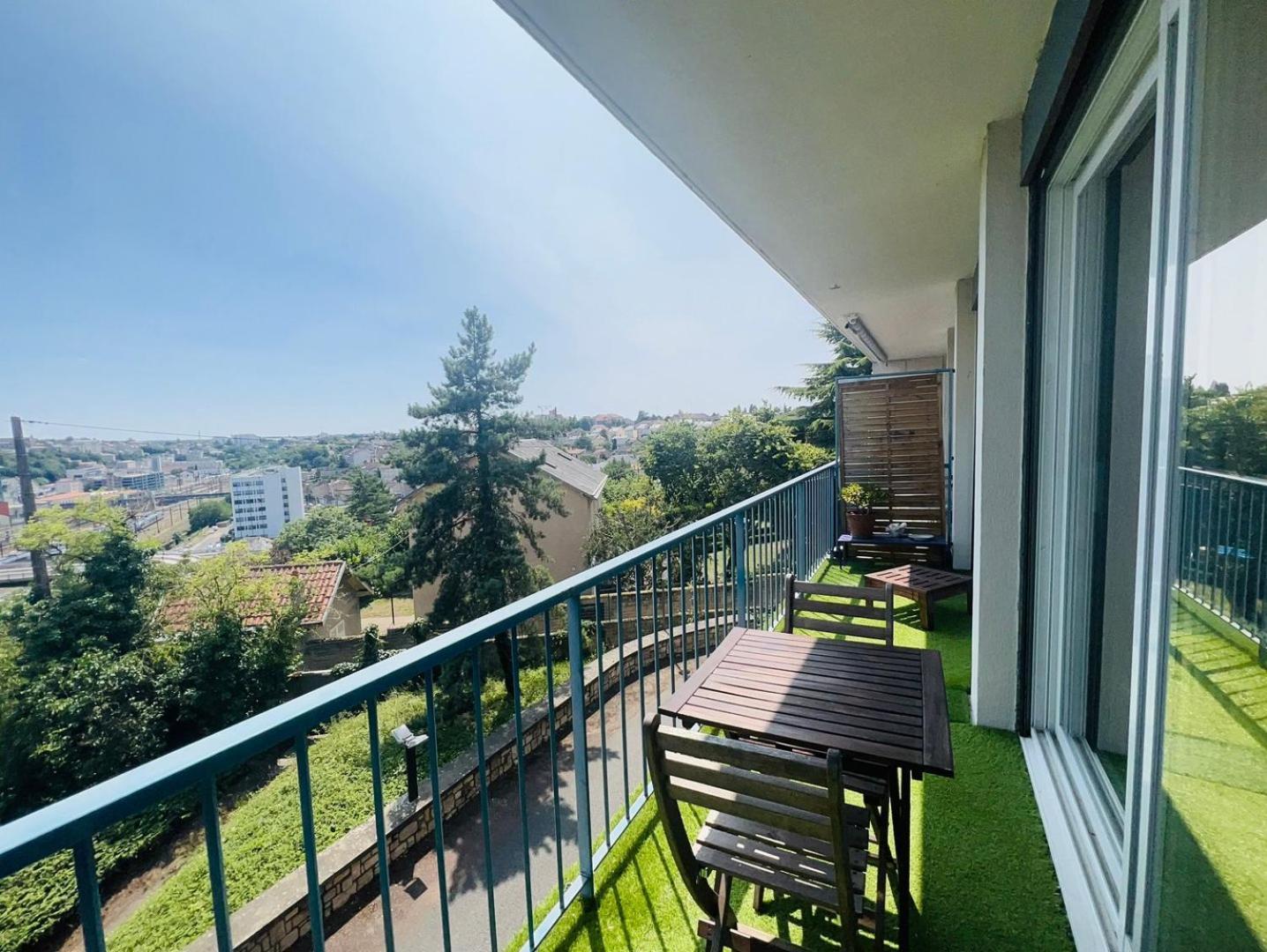 Le Retro - Splendide Appartement Поатие Екстериор снимка