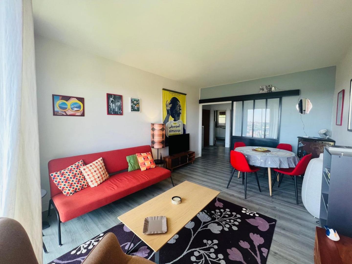 Le Retro - Splendide Appartement Поатие Екстериор снимка