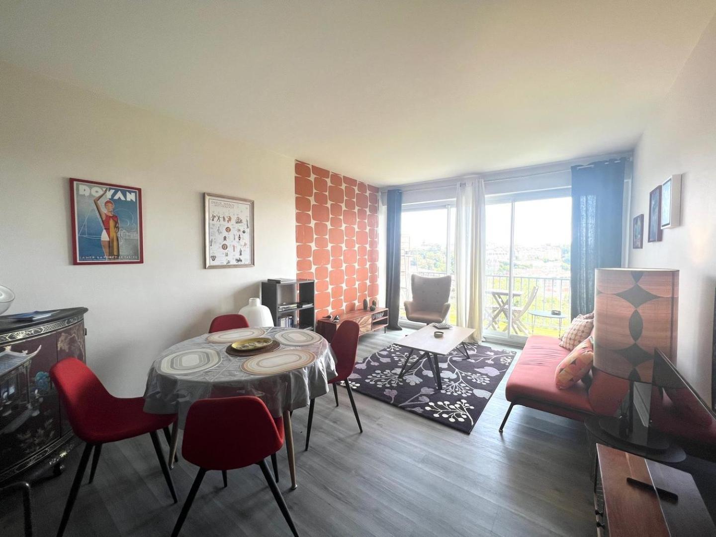 Le Retro - Splendide Appartement Поатие Екстериор снимка