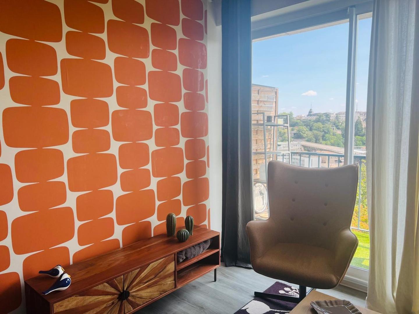 Le Retro - Splendide Appartement Поатие Екстериор снимка